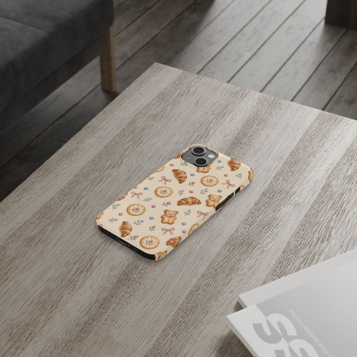 Slanke iPhone-hoes — knus bak- en teddybeerpatroon (recept, hert, knopen)