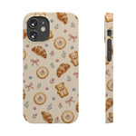 Slanke iPhone-hoes — knus bak- en teddybeerpatroon (recept, hert, knopen)