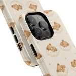 Beige teddybeer op wolken iPhone-hoesje met MagSafe