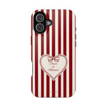 Funda personalizada a rayas — Diseño de corazón rojo y blanco (nombres personalizados)