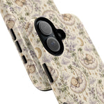 Dromerige wolkenknuffelbeer iPhone-hoesje met MagSafe