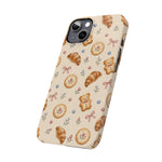 Slanke iPhone-hoes — knus bak- en teddybeerpatroon (recept, hert, knopen)