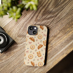 Slanke iPhone-hoes — knus bak- en teddybeerpatroon (recept, hert, knopen)