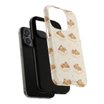 Beige teddybeer op wolken iPhone-hoesje met MagSafe