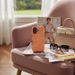 Velvet chair with accessories